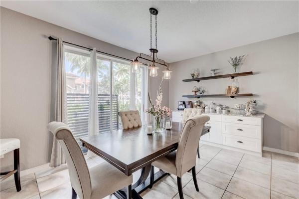 Catalina Lakes, 7804 Catalina Cir, Tamarac, Florida 33321, image 3