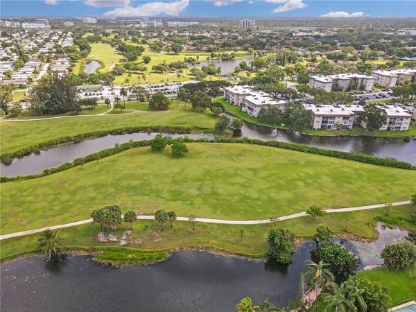 Arrowhead, 2461 SW 82nd Ave #305, Davie, Florida 33324, image 3