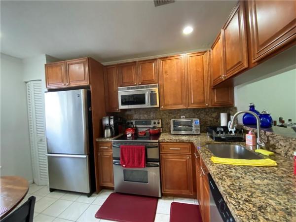 Deer Pointe, 331 NW 36th Ave, Deerfield Beach, Florida 33442, image 1