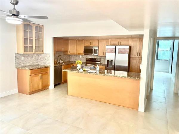 Villa Dorada, 20381 NE 30th Ave #304-7, Aventura, Florida 33180, image 2