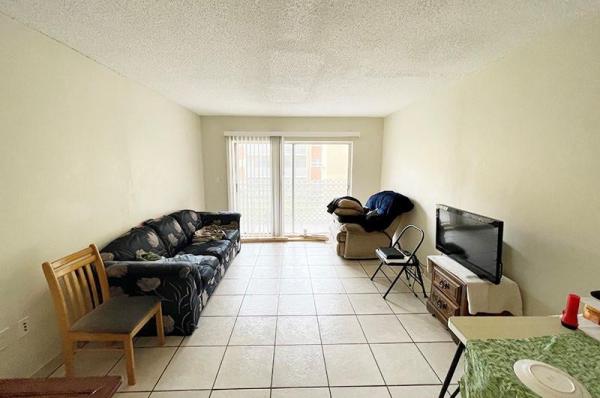 Royal Point, 3610 NW 21st St #212, Lauderdale Lakes, Florida 33311, image 1