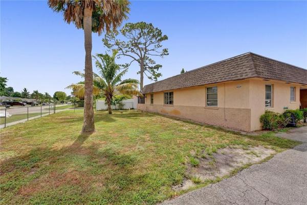 Anna-Johns Estates, 4424 Purdy Ln, Palm Springs, Florida 33406, image 2