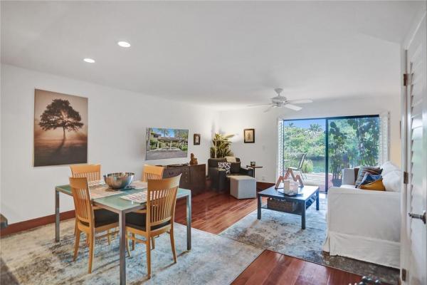 Tropical Gardens, 506 NE 19th St, Wilton Manors, Florida 33305, image 3