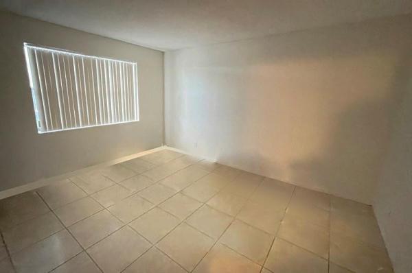 Presidential Golfview, 2050 N Congress Ave #207, West Palm Beach, Florida 33401, image 1