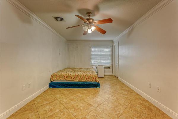 Greenland, 4675 Clemens St, Lake Worth, Florida 33463, image 1