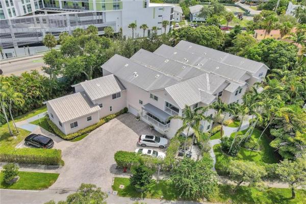 Riverbend Townhomes, 452 SW 5th Ave #5, Fort Lauderdale, Florida 33315, image 1