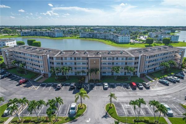 Guildford At Century Village, 1057 Guildford D, Boca Raton, Florida 33434, image 2