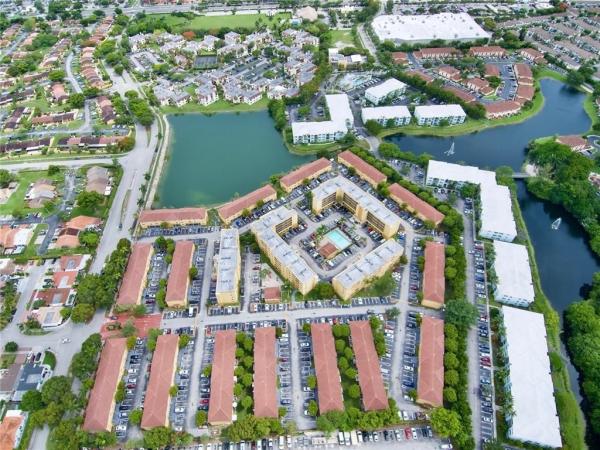 Waterview, 14961 SW 82nd Ln #21-506, Kendall West, Florida 33193, image 3