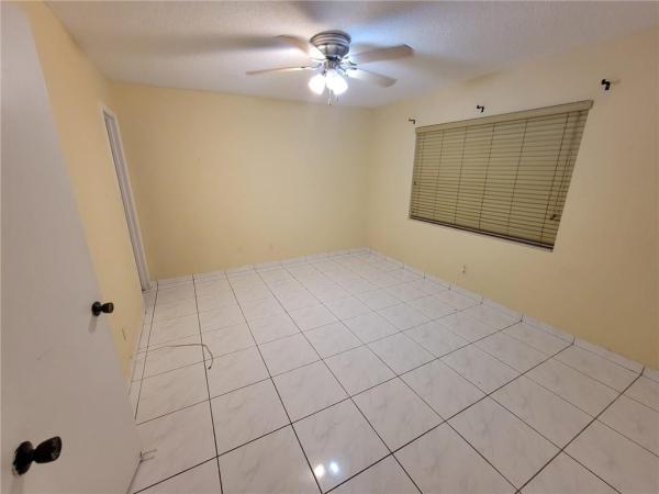 Quail Run Of Sunrise, 3048 E Sunrise Lakes Dr #116, Sunrise, Florida 33322, image 1