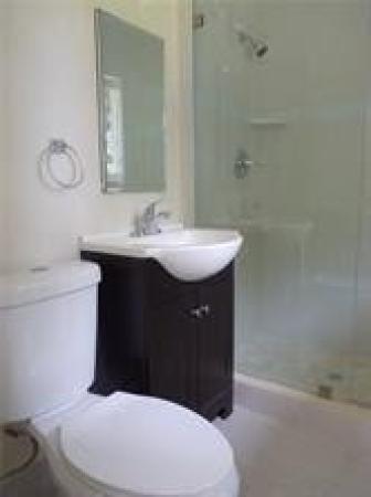 Central Oakland Park, 883 NE 33rd St #1-2, Oakland Park, Florida 33334, image 1