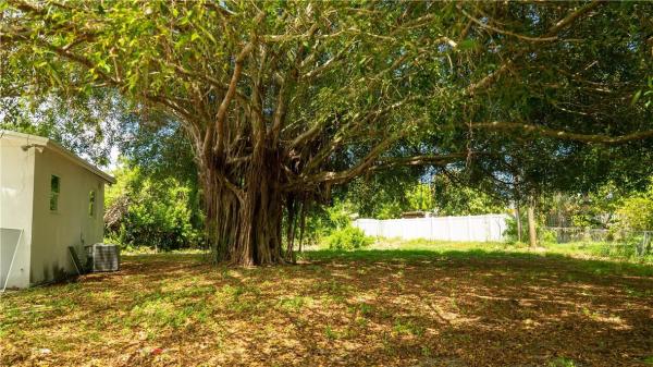 Rolling Green Ridge, 239 NW 28th Ave, Boynton Beach, Florida 33435, image 2