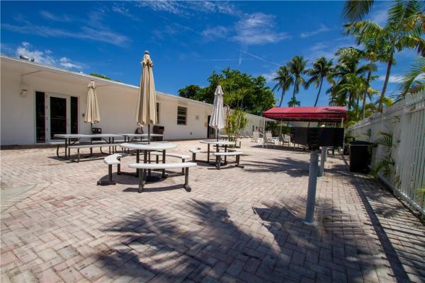 Eastern Shores White House, 3660 NE 166 St #606, North Miami Beach, Florida 33160, image 3
