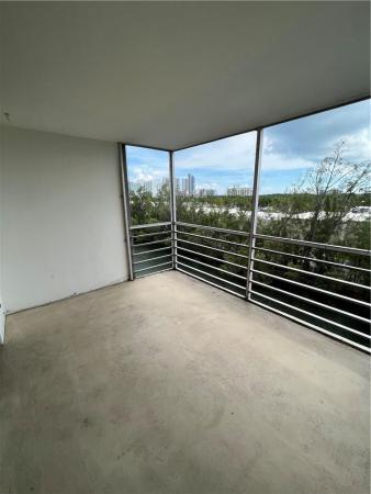 Eastern Shores White House, 3660 NE 166 St #606, North Miami Beach, Florida 33160, image 1