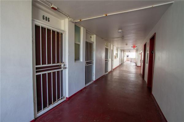 Eastern Shores White House, 3660 NE 166 St #606, North Miami Beach, Florida 33160, image 3