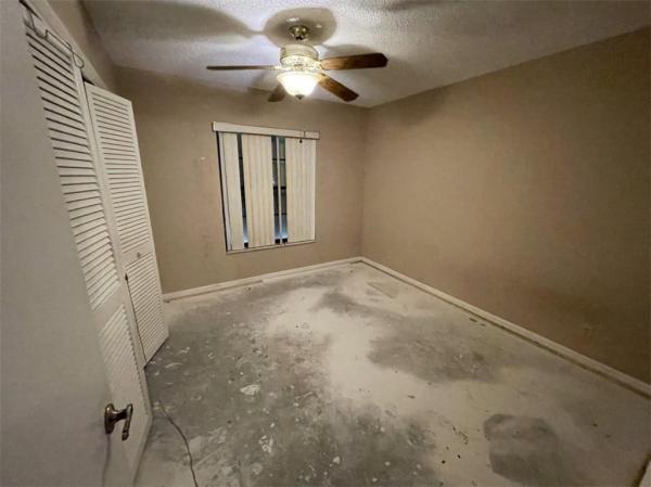 Villas At Carriage Hills Lakeside, 275 Gate Rd #204, Hollywood, Florida 33024, image 3