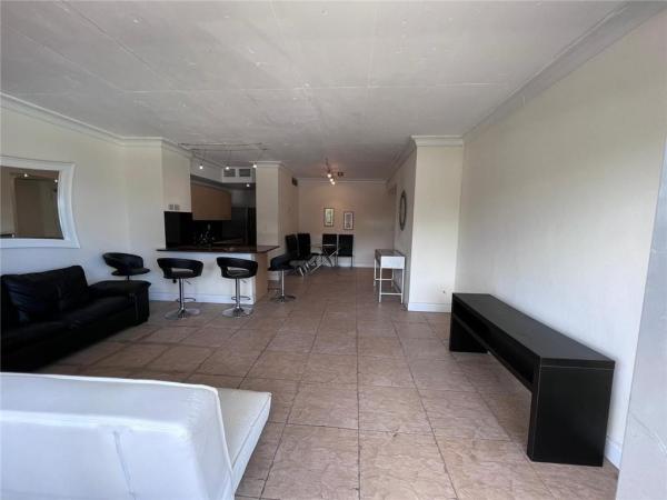 Clipper On The Bay, 880 NE 69th St #3k, Miami, Florida 33138, image 3