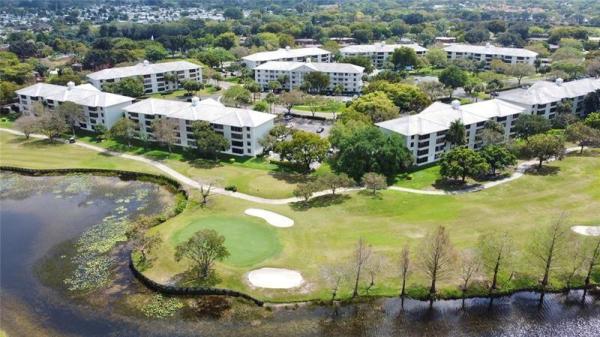 Whitehall 2 Of Pine Island Ridge, 1721 Whitehall Dr #206, Davie, Florida 33324, image 1