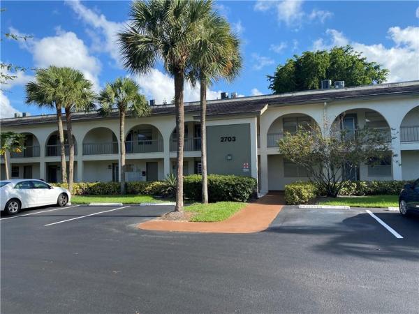Nassau Village, 2703 Nassau #E2, Coconut Creek, Florida 33066, image 1