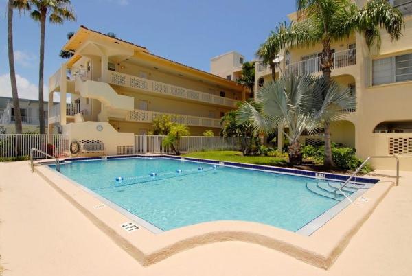 Fort Lauderdale Yacht & Beach Club, 341 N Birch Rd #412, Fort Lauderdale, Florida 33304, image 2