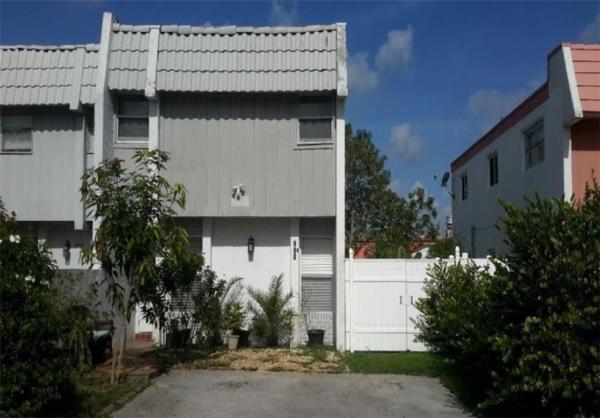 Lauderdale North Park, 980 SW 80th Ave #B, North Lauderdale, Florida 33068, image 1