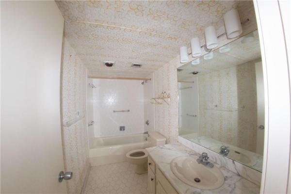 Washington Tower, 2000 Presidential Way #1502, West Palm Beach, Florida 33401, image 1