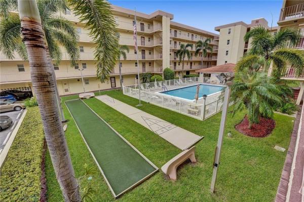 Poinciana By The Sea, 4629 Poinciana St #204, Lauderdale By The Sea, Florida 33308, image 2