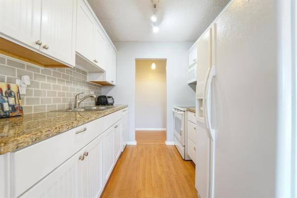 Pines Of Jupiter Tequesta, 150 Pineview Rd #J-7, Jupiter, Florida 33469, image 1