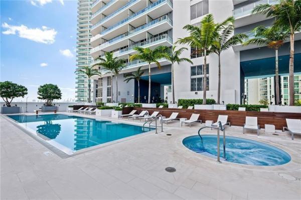 Brickell House, 1300 Brickell Bay Dr #801, Miami, Florida 33131, image 2