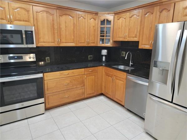 Oakbrook Village, 8120 SW 24th St #201, North Lauderdale, Florida 33068, image 1