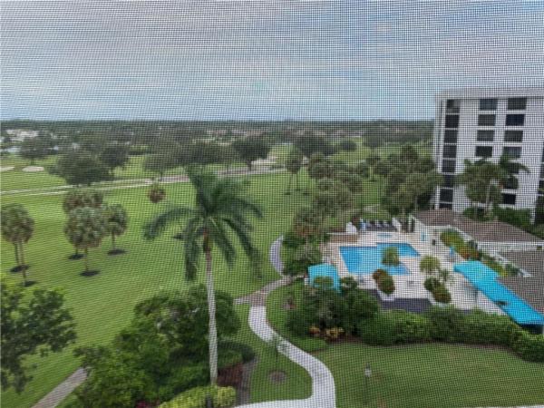 Willow Wood Midrise At Boca Country Club, 6797 Willow Wood Dr #6073, Boca Raton, Florida 33434, image 1