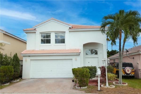 Las Brisas Del Mar At Coral Bay, 3158 Vista Del Mar, Margate, Florida 33063, image 1