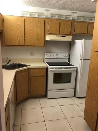 The Charter Club Of Palm Beach, 209 Foxtail Dr #B1, Greenacres, Florida 33415, image 3