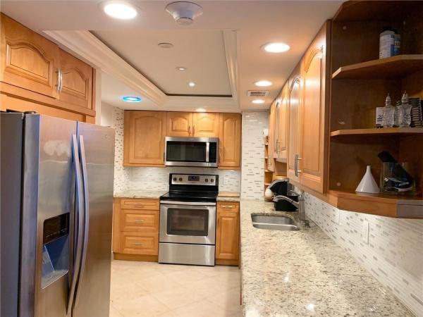 The Palm Beach House, 5600 N Flagler Dr #207, West Palm Beach, Florida 33407, image 1