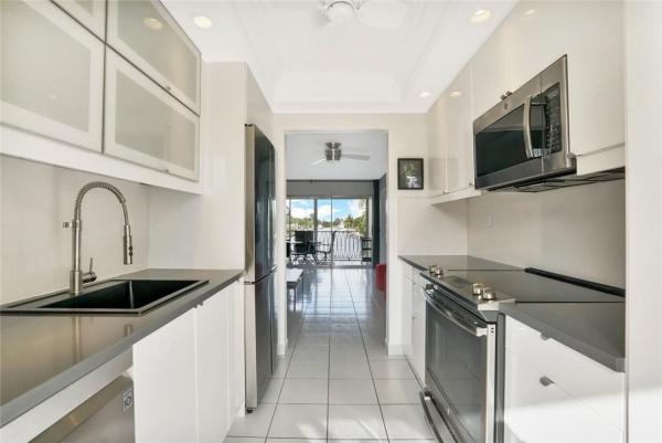 Cameron, 505 N Riverside Dr #12A, Pompano Beach, Florida 33062, image 1