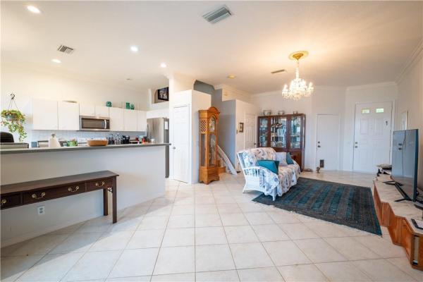 Barefoot Cove Townhomes, 172 Barefoot Cv, Hypoluxo, Florida 33462, image 2