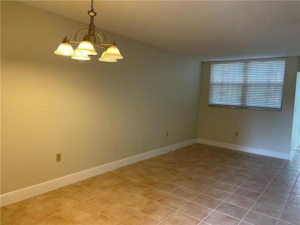 Versailles Gardens, 9400 W Flagler St #114, Fountainebleau, Florida 33174, image 2