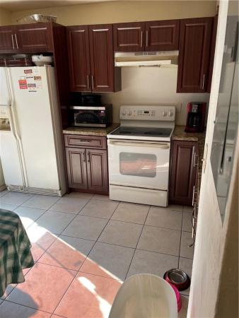 Lauderhill Gardens Townhouses, 4119 NW 19th St, Lauderhill, Florida 33313, image 2