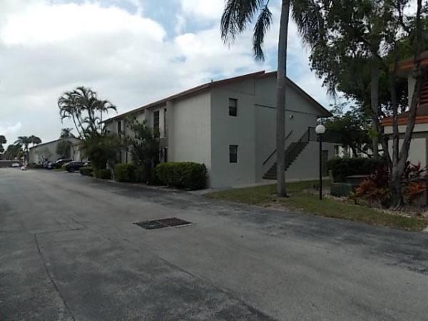 Courtyard Of Coral Gate, 5485 Courtyard Dr #5485, Margate, Florida 33063, image 1