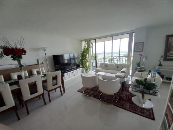 Coronado Tower 1, 20335 W Country Club Dr #1701, Aventura, Florida 33180, image 3