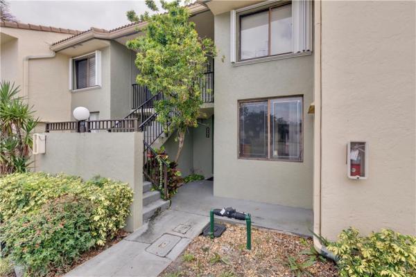 Patios Of Oakwood, 9592 SW 1st Ct #13-F, Coral Springs, Florida 33071, image 1