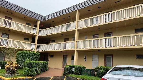 Bermuda Club, 5801 NW 62nd Ave #107, Tamarac, Florida 33319, image 1