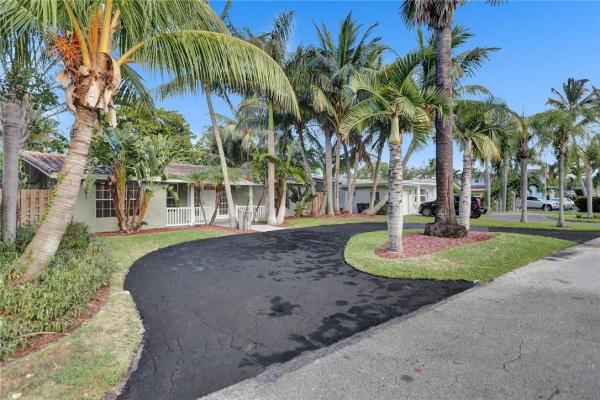 Hillsboro Estates, 2650 NE 19th Ave, Lighthouse Point, Florida 33064, image 1