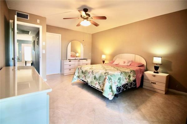 Farnham, 3029 Farnham O, Deerfield Beach, Florida 33442, image 2
