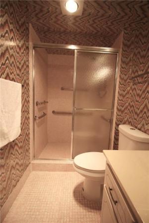 Farnham, 3029 Farnham O, Deerfield Beach, Florida 33442, image 3