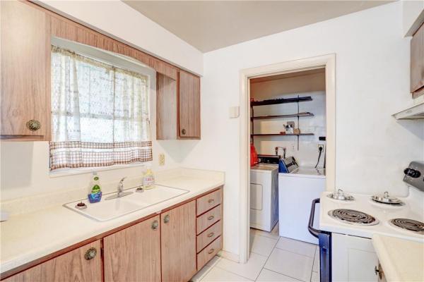 Silver Beach East Village, 531 Silver Beach Rd, Riviera Beach, Florida 33403, image 3