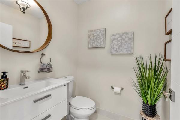 Ro Jen Estates, 10478 NW 131st St, Hialeah Gardens, Florida 33018, image 3