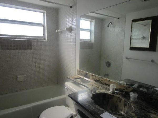 Sapphire, 4000 NW 44th Ave #201, Lauderdale Lakes, Florida 33319, image 2