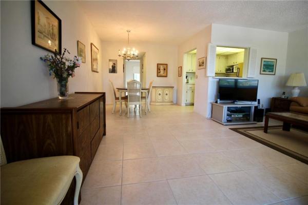 Oakridge, 33 Oakridge C, Deerfield Beach, Florida 33442, image 3