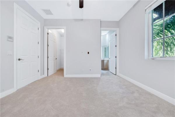 3281 Estancia Ln, Boynton Beach, Florida 33435, image 3