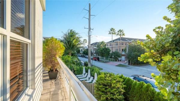 Lofts Of Wiltons Manors, 2740 NE 8th Ave, Wilton Manors, Florida 33334, image 2